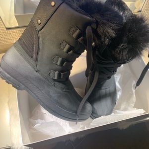 Moose Knuckle Men’s Gatineau Boots. Size 12. New